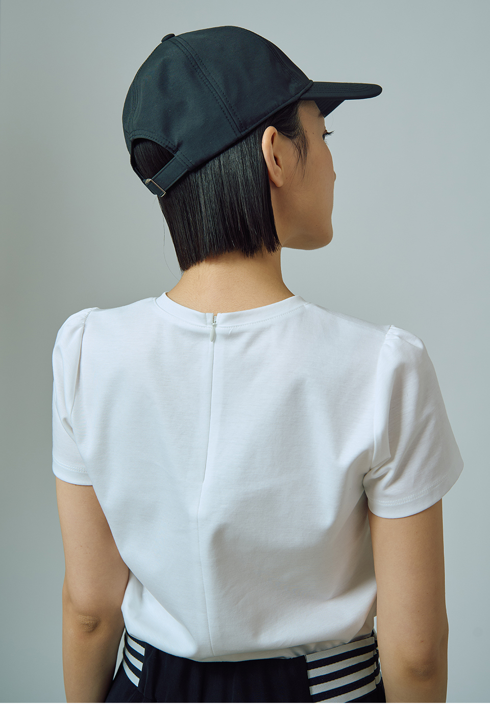 4月23日12:00〜】SIDE FRILL CAP | BORDERS at BALCONY 公式