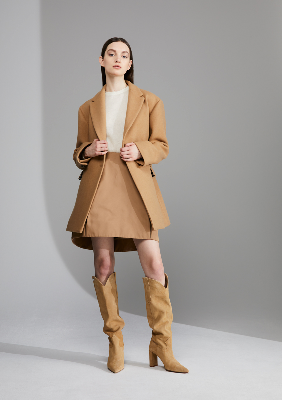 TAILORED HALF COAT